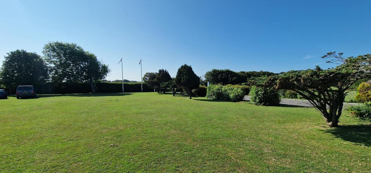 D & A Short Breaks - St Margarets Bay, Dover Hotel Saint Margaretʼs at Cliffe Exterior foto